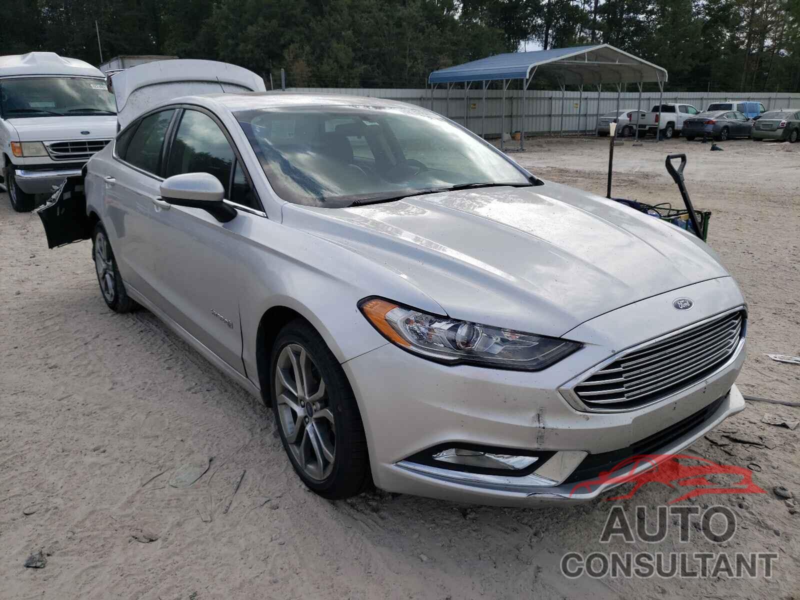 FORD FUSION 2017 - 3FA6P0LU8HR285424