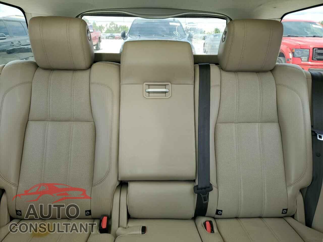 LAND ROVER RANGEROVER 2015 - SALGS2VF7FA227196