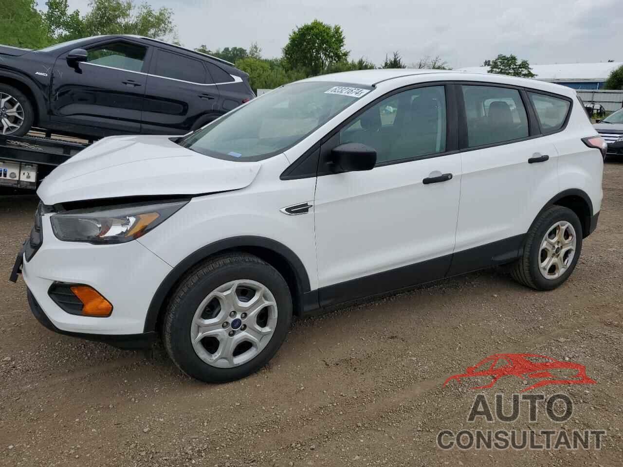 FORD ESCAPE 2018 - 1FMCU0F71JUB21955