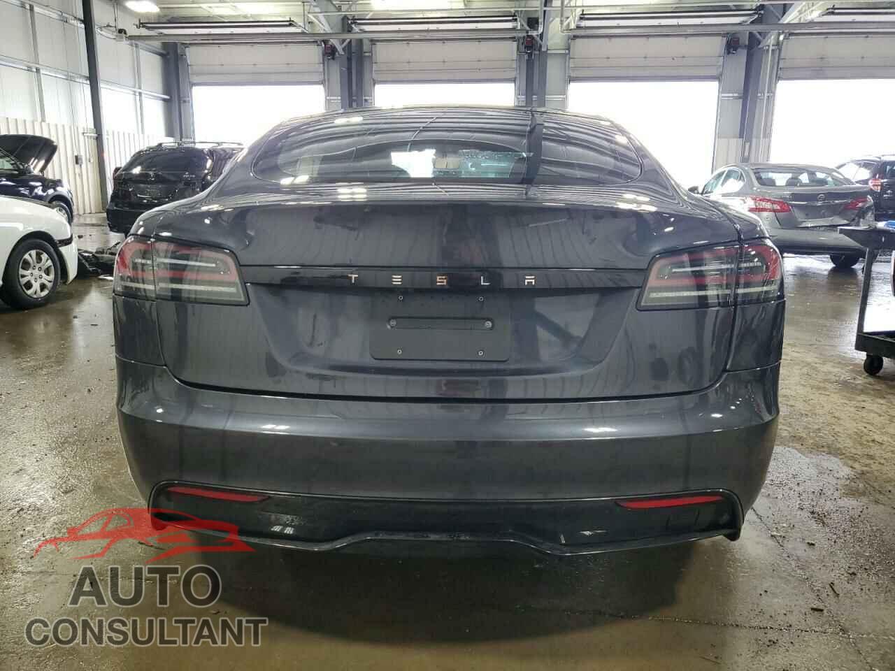 TESLA MODEL S 2023 - 5YJSA1E59PF527000