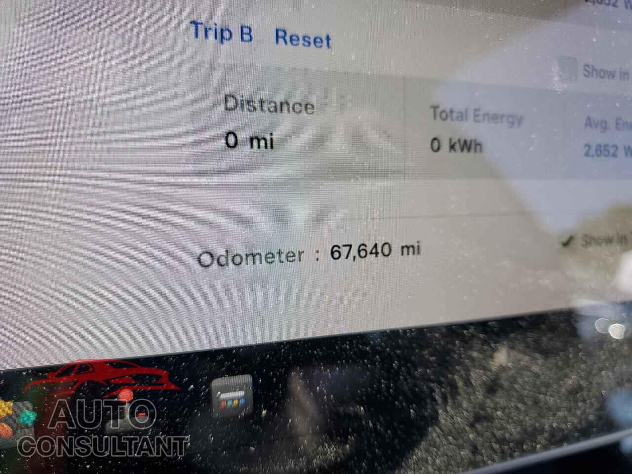 TESLA MODEL 3 2019 - 5YJ3E1EB0KF493598