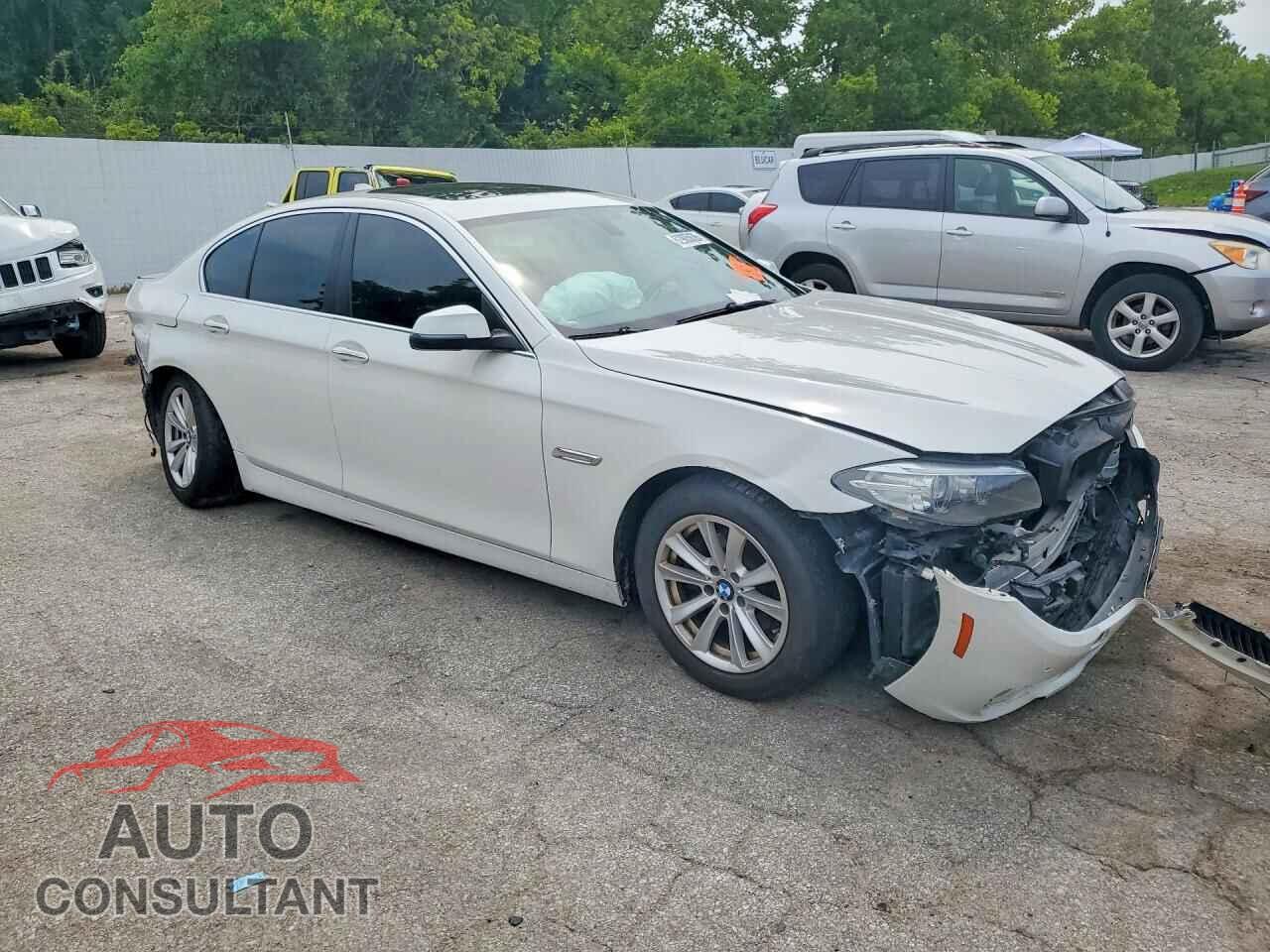 BMW 5 SERIES 2015 - WBA5A5C54FD524080
