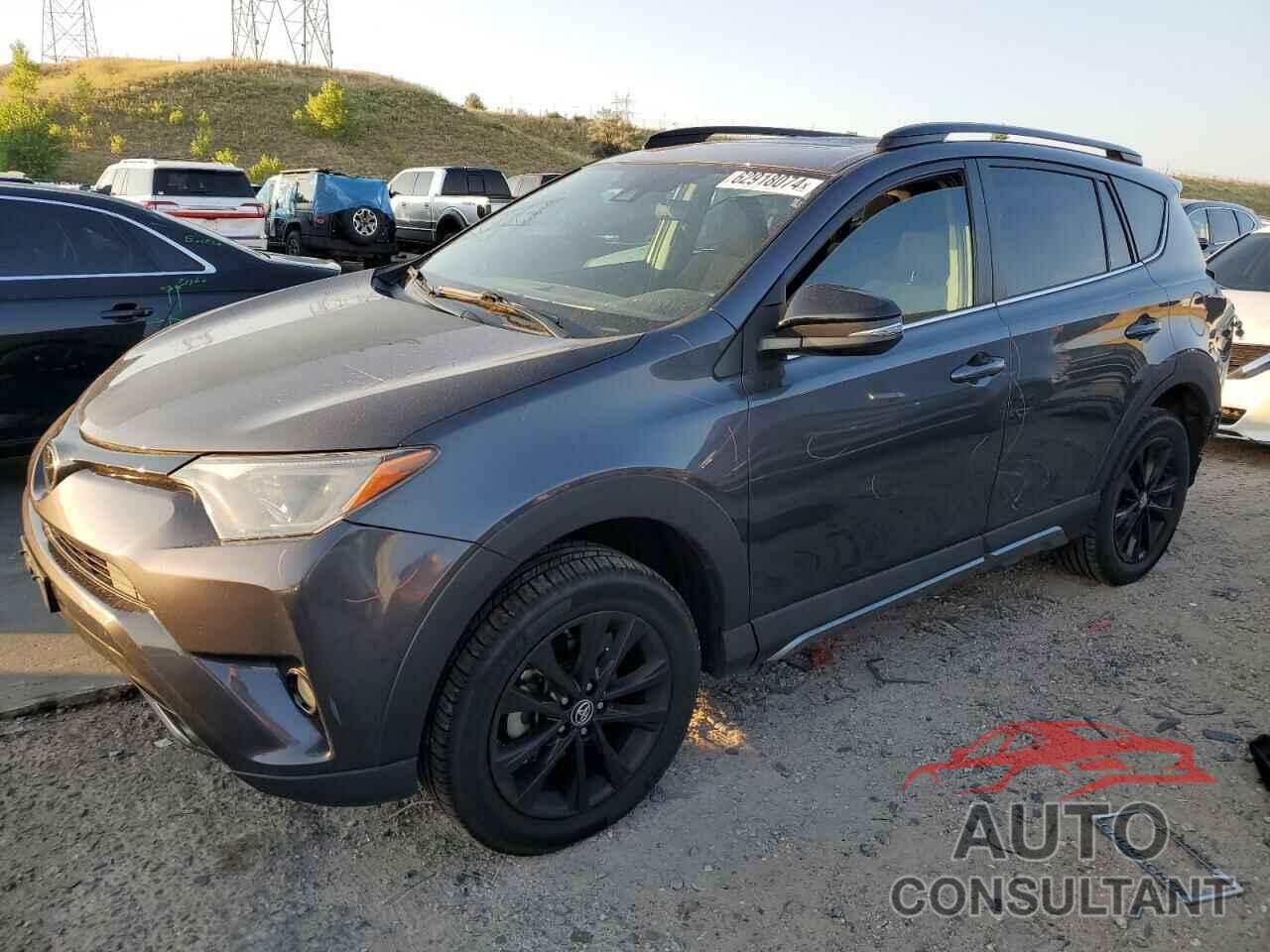 TOYOTA RAV4 2018 - 2T3RFREV8JW740682