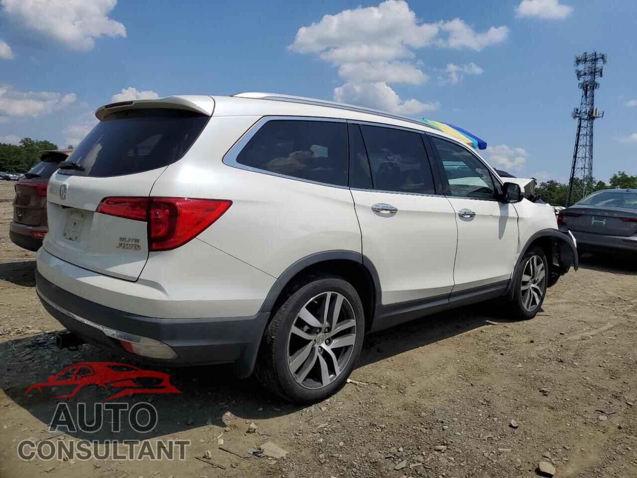 HONDA PILOT 2017 - 5FNYF6H00HB006497