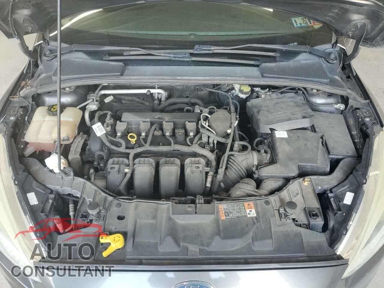 FORD FOCUS 2015 - 1FADP3F2XFL297766