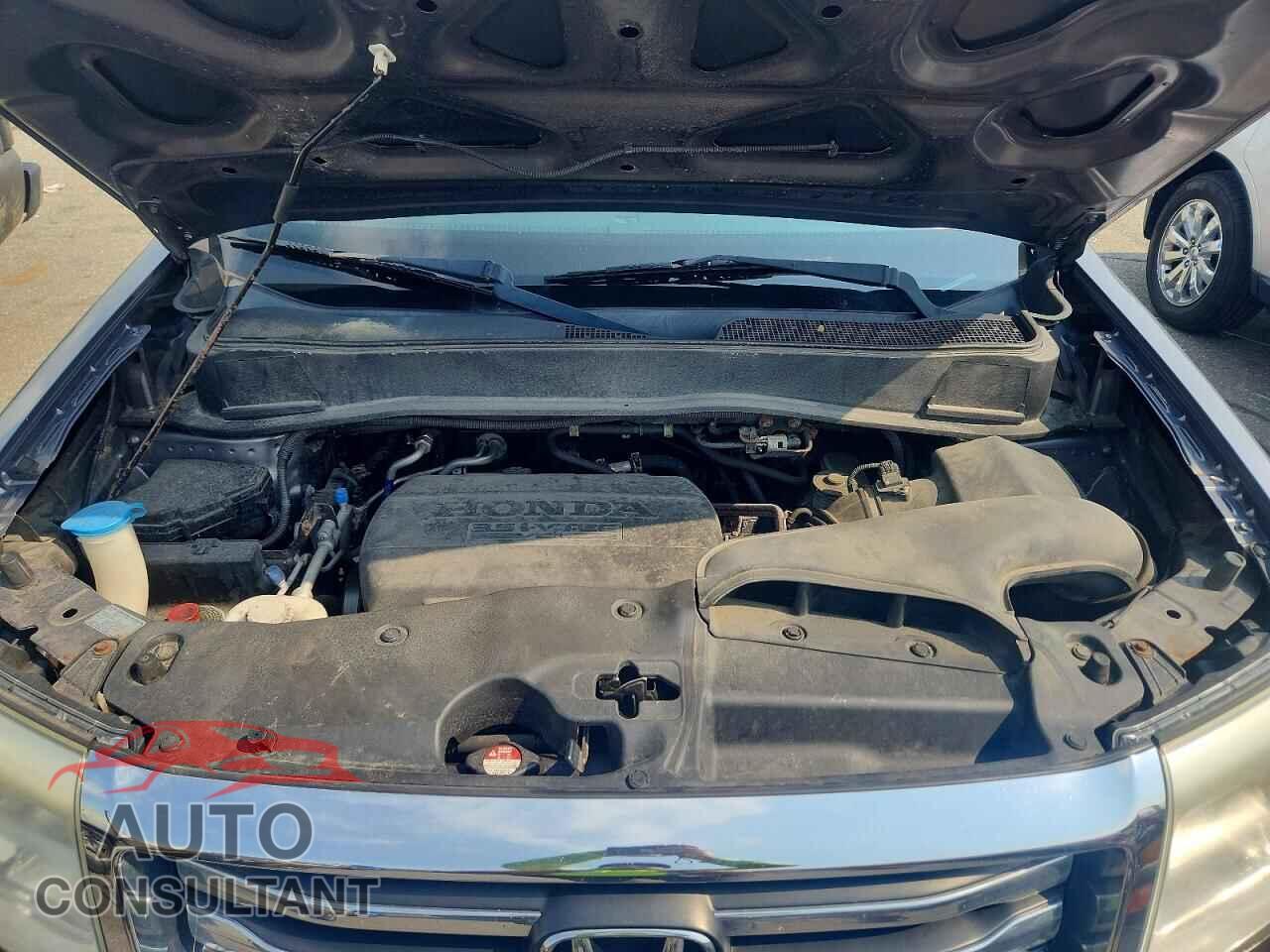 HONDA PILOT 2014 - 5FNYF4H41EB014515