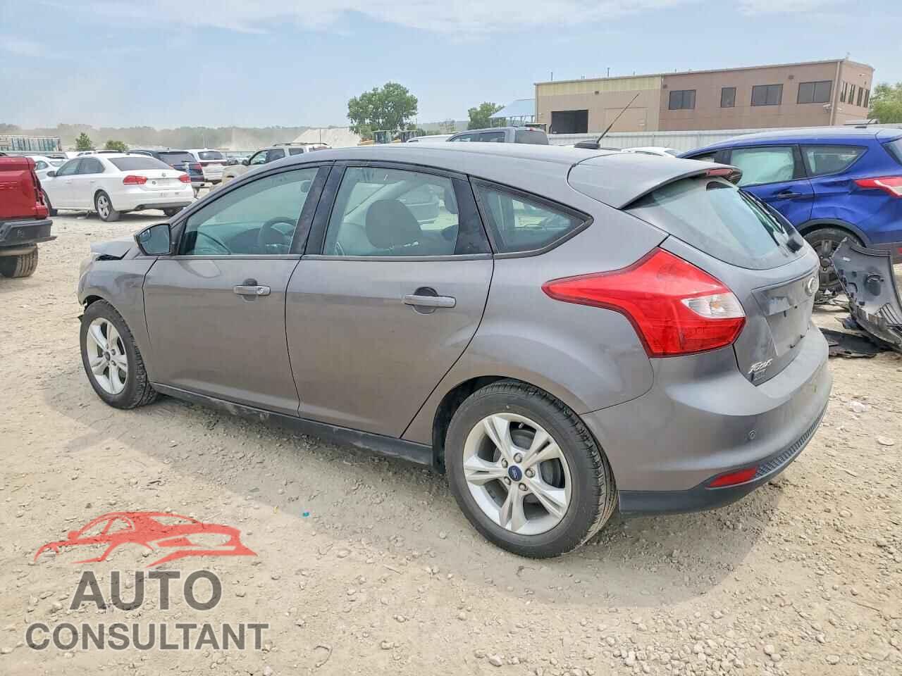 FORD FOCUS 2014 - 1FADP3K2XEL362877