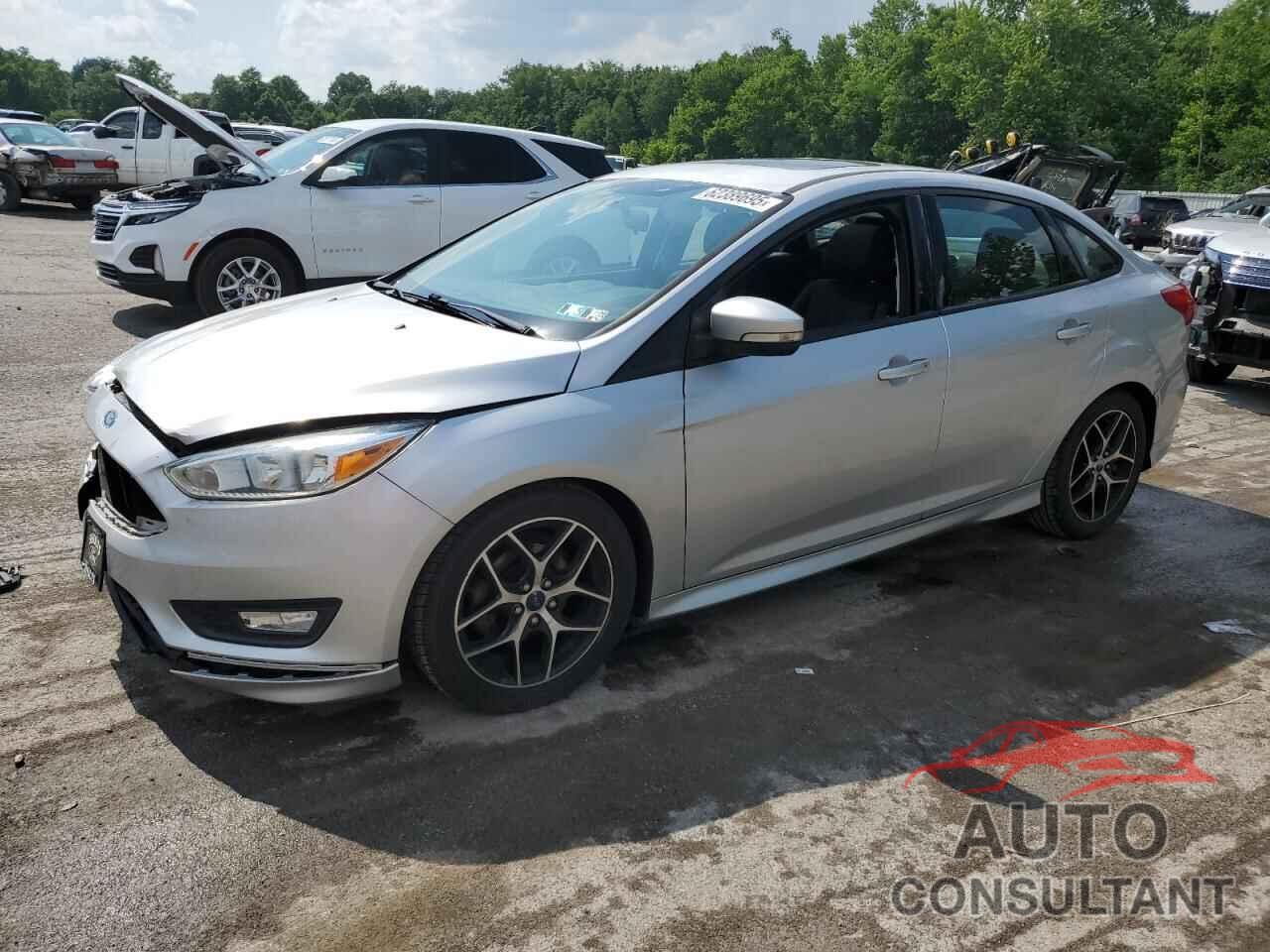 FORD FOCUS 2015 - 1FADP3F26FL382992