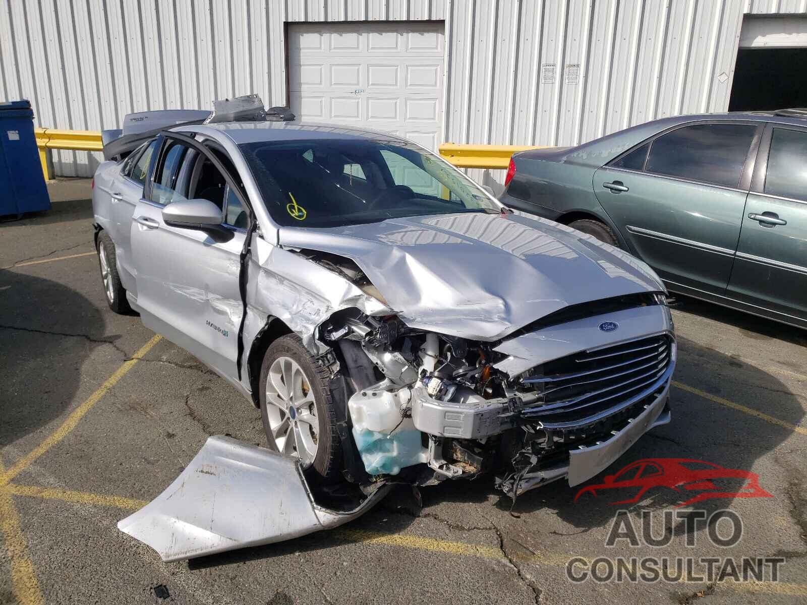FORD FUSION 2019 - 3FA6P0LUXKR177829