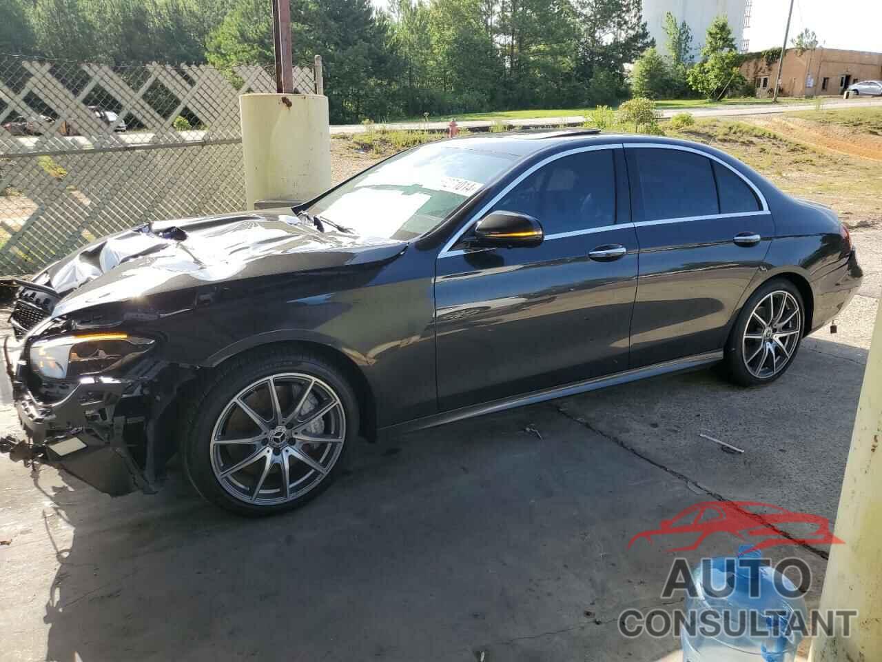MERCEDES-BENZ E-CLASS 2022 - W1KZF8DB6NB086481