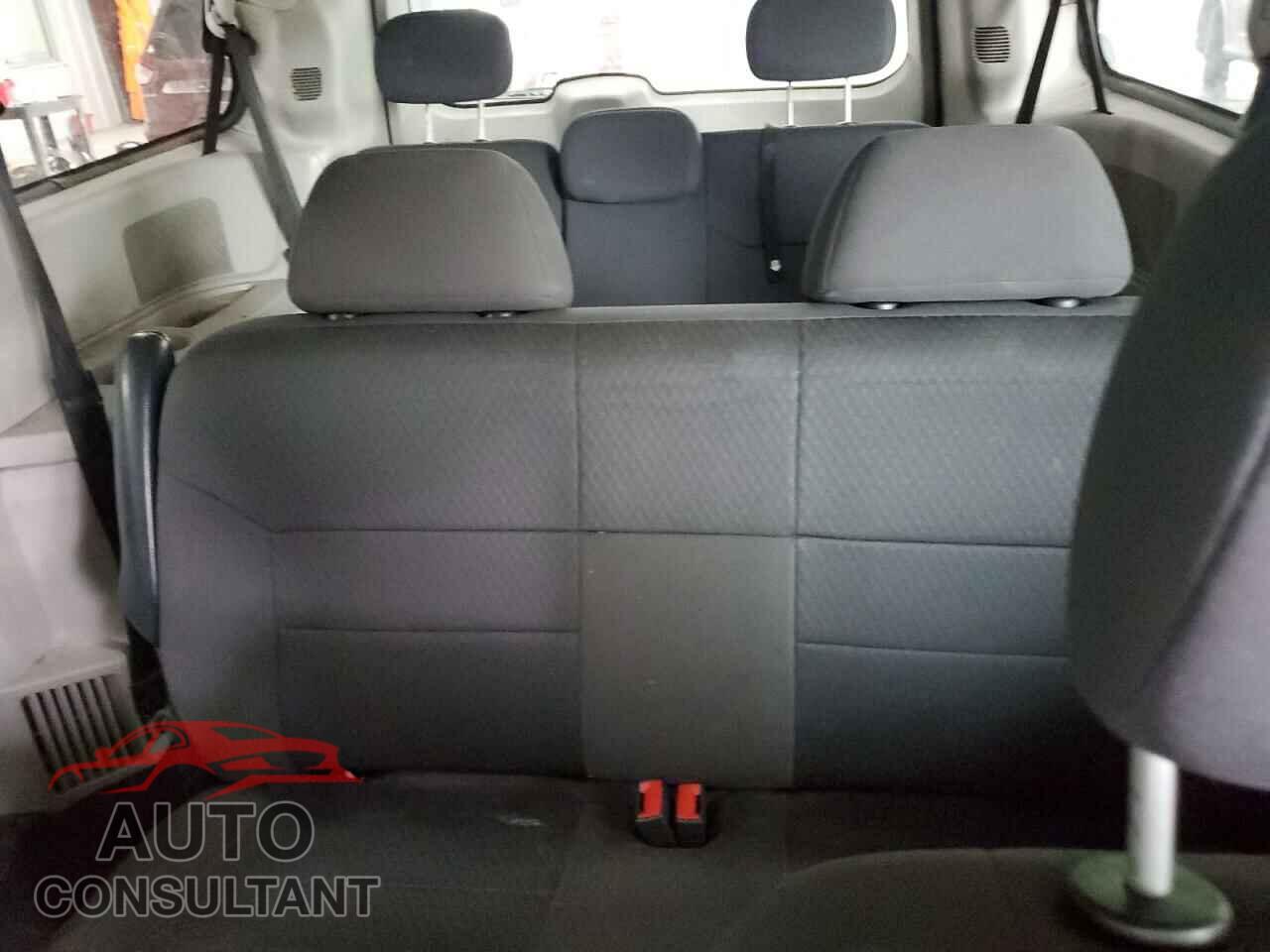 DODGE CARAVAN 2010 - 2D4RN4DE3AR132816