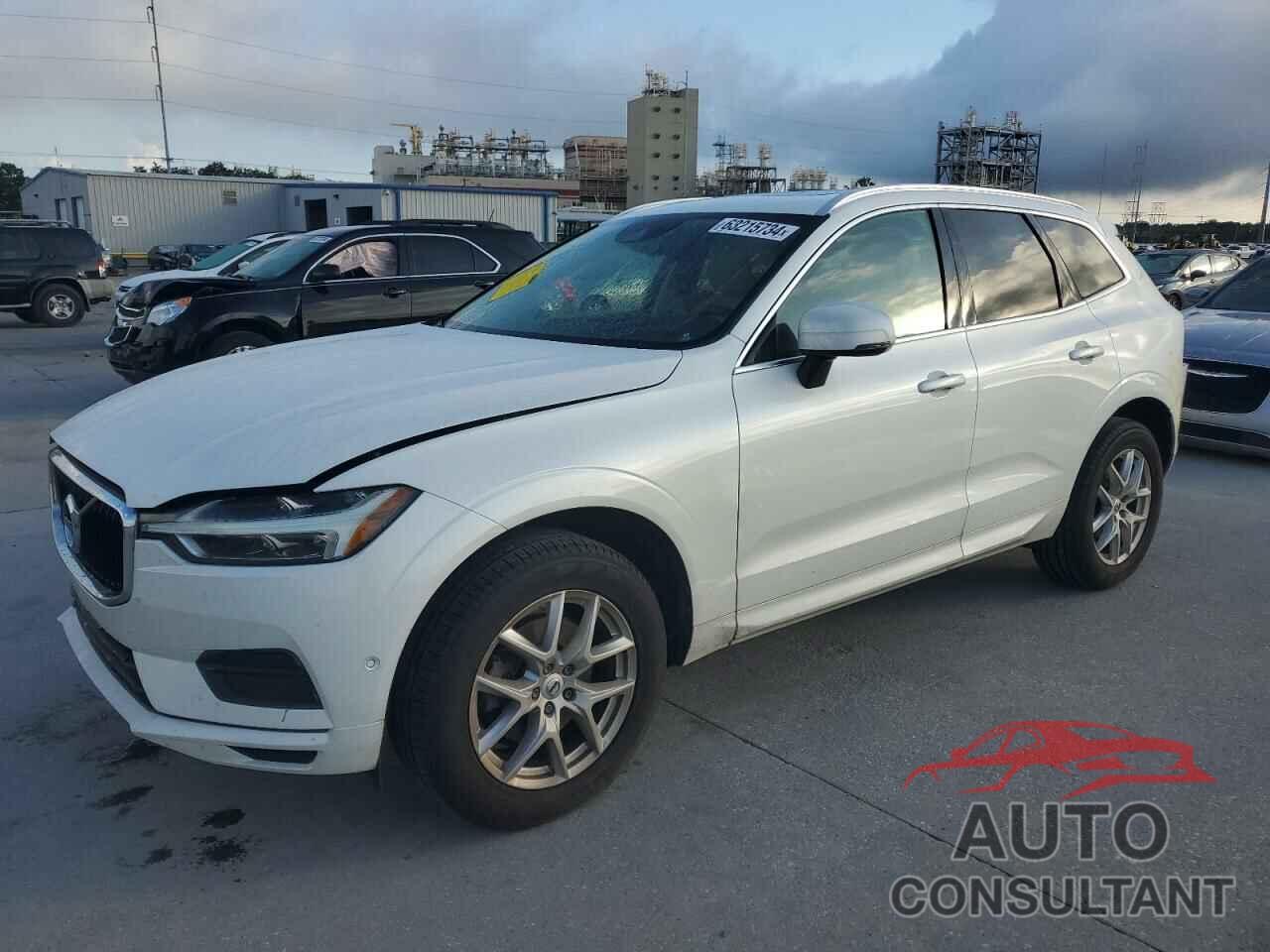 VOLVO XC60 2018 - YV4102RK3J1014438