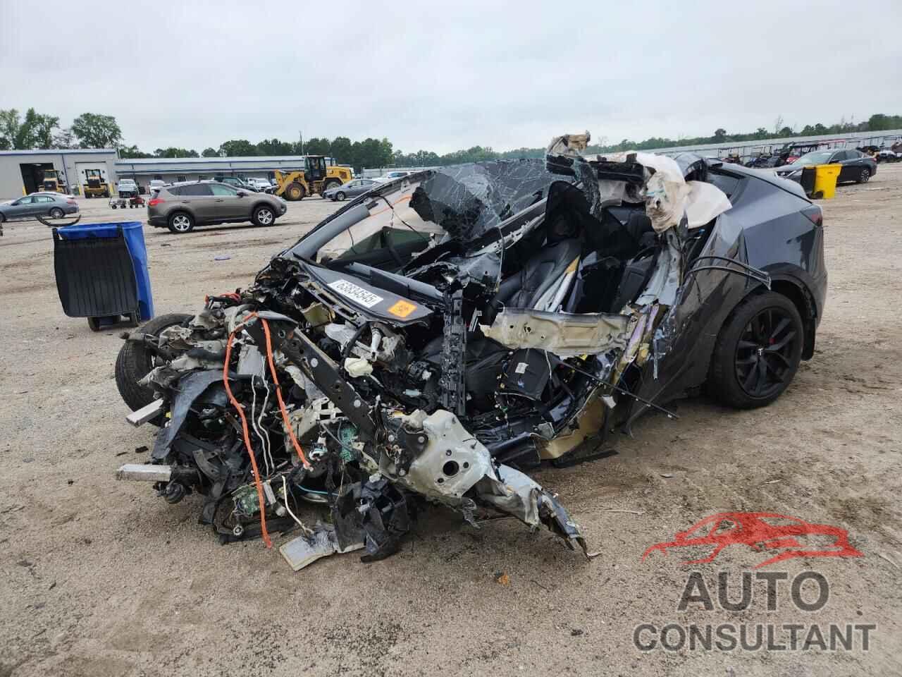 TESLA MODEL Y 2021 - 5YJYGDEF5MF240249
