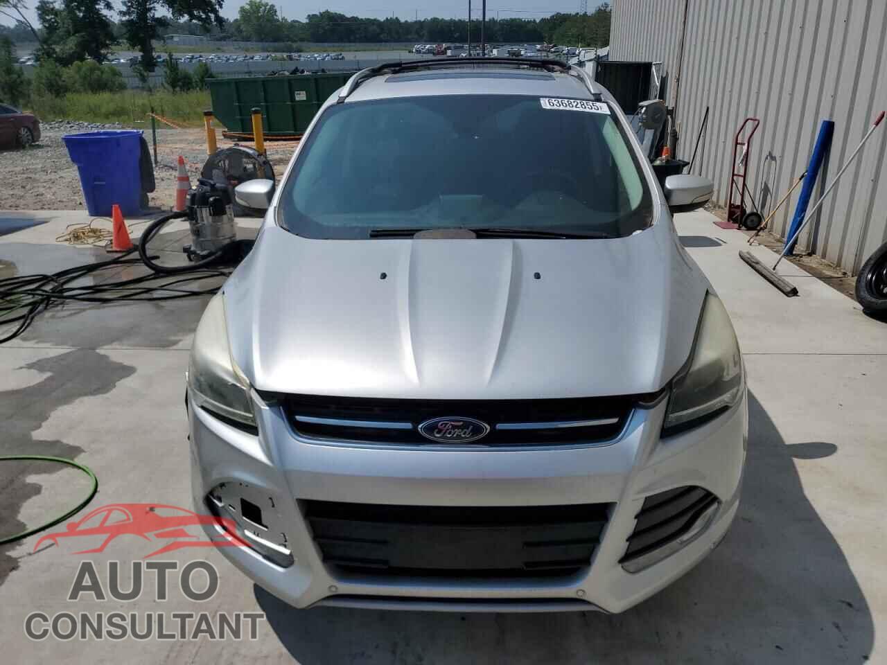 FORD ESCAPE 2013 - 1FMCU0J90DUB89905