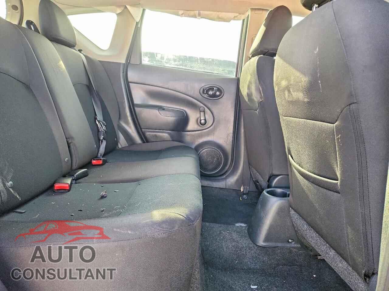 NISSAN VERSA 2017 - 3N1CE2CP2HL357491