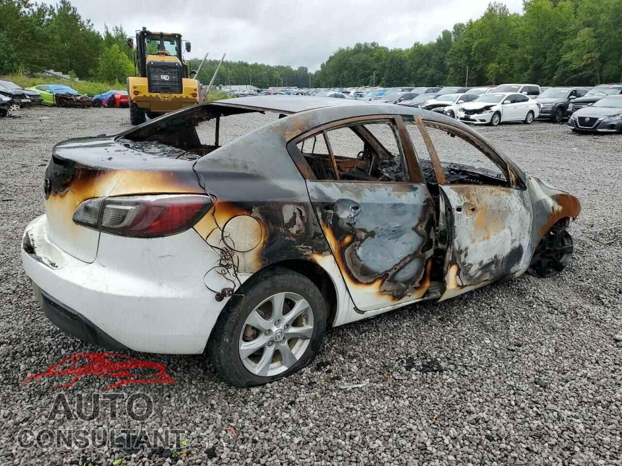 MAZDA 3 2011 - JM1BL1VF8B1408388