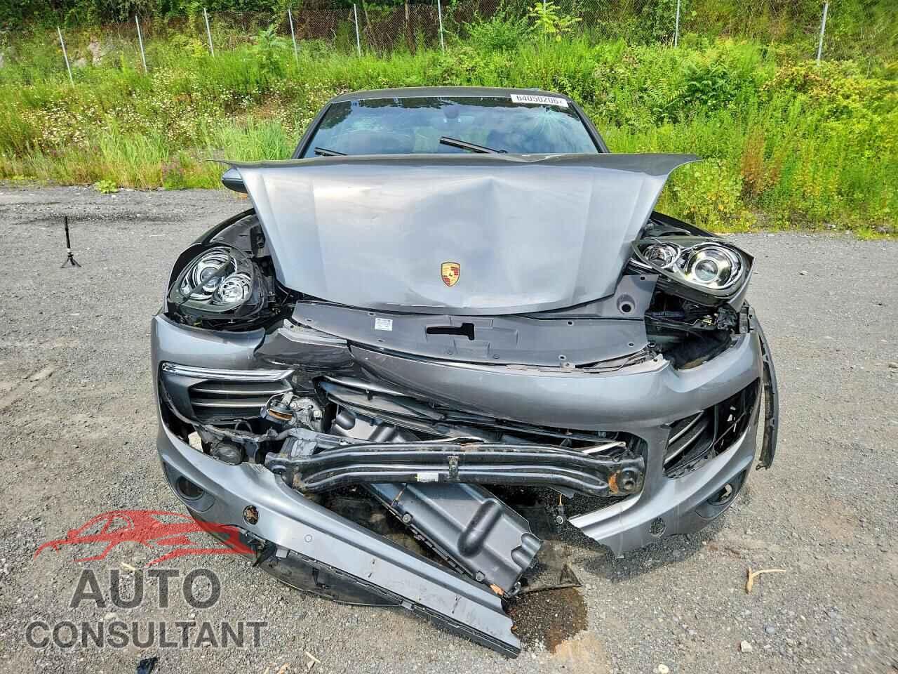 PORSCHE CAYENNE 2017 - WP1AA2A20HKA90181