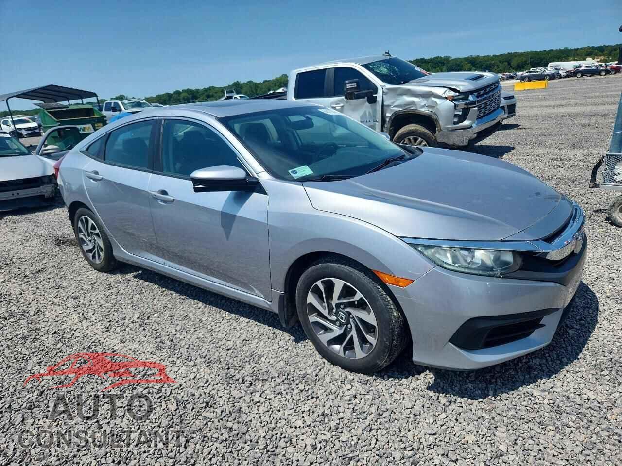 HONDA CIVIC 2018 - 19XFC2F71JE002608