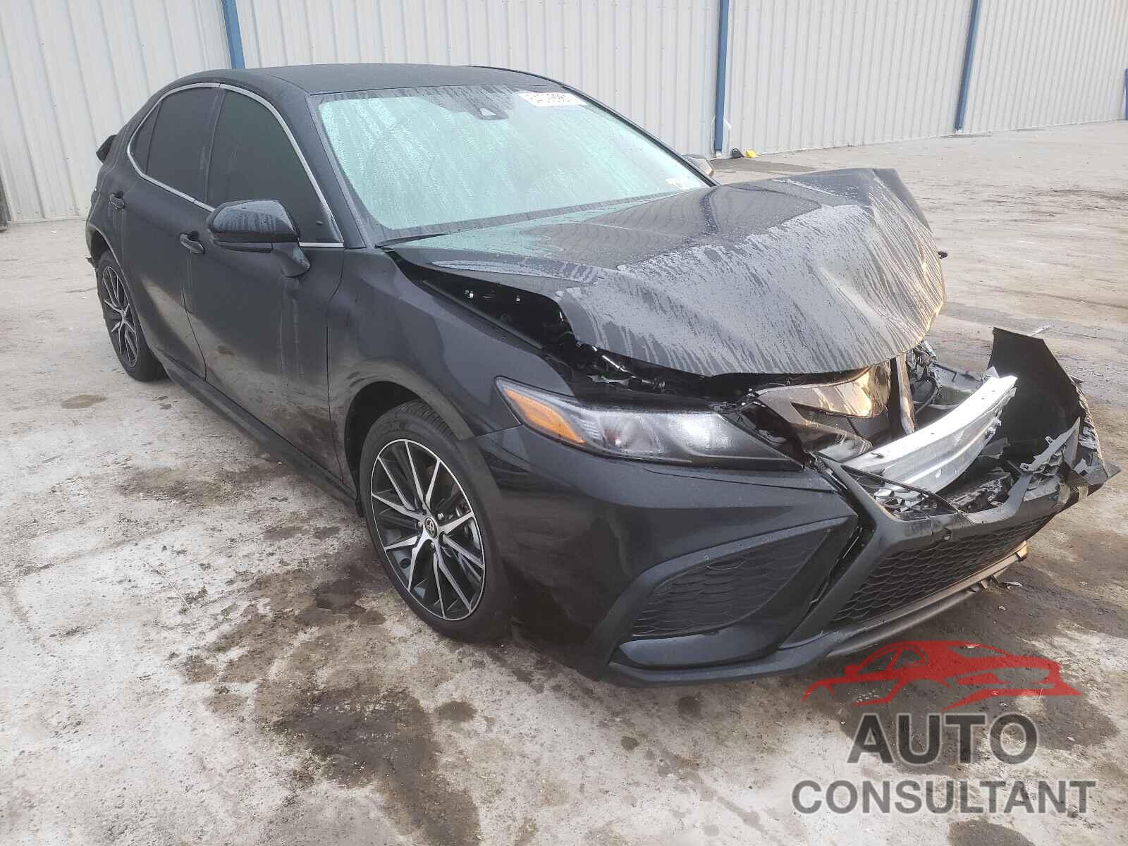 TOYOTA CAMRY 2021 - 4T1G11AK4MU598170