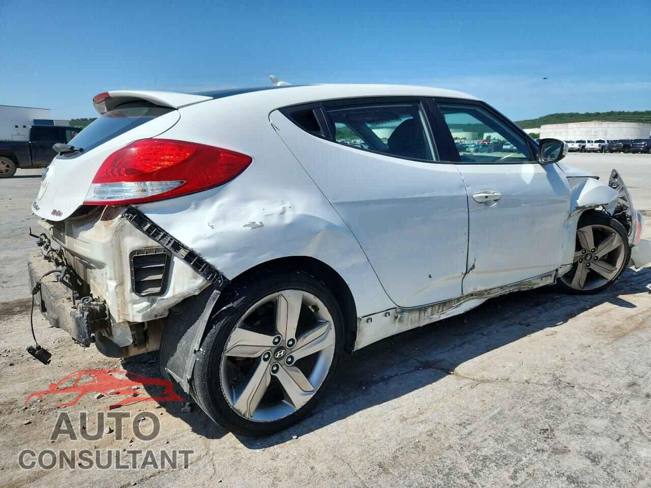 HYUNDAI VELOSTER 2013 - KMHTC6AE5DU128357