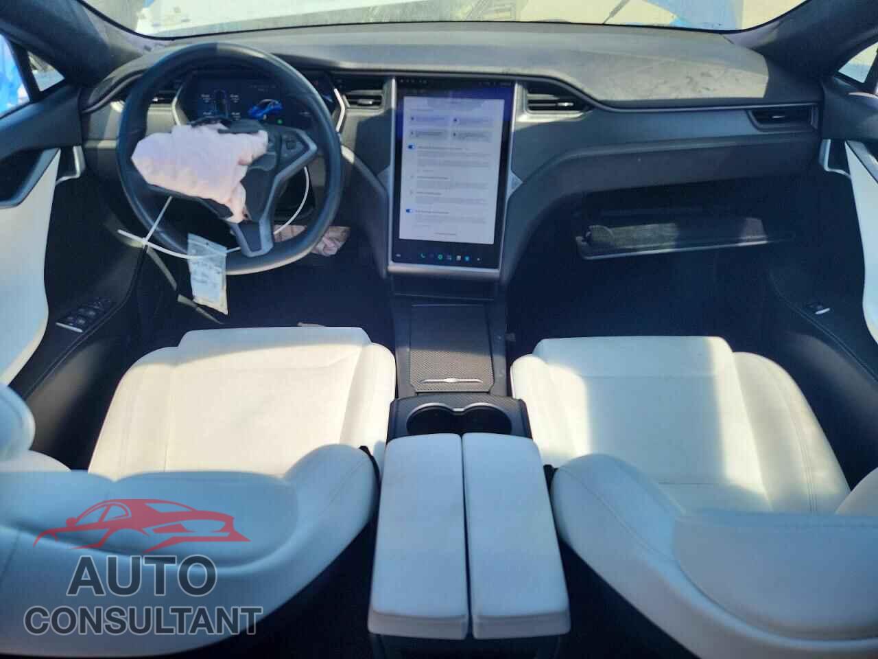 TESLA MODEL S 2018 - 5YJSA1E25JF276702