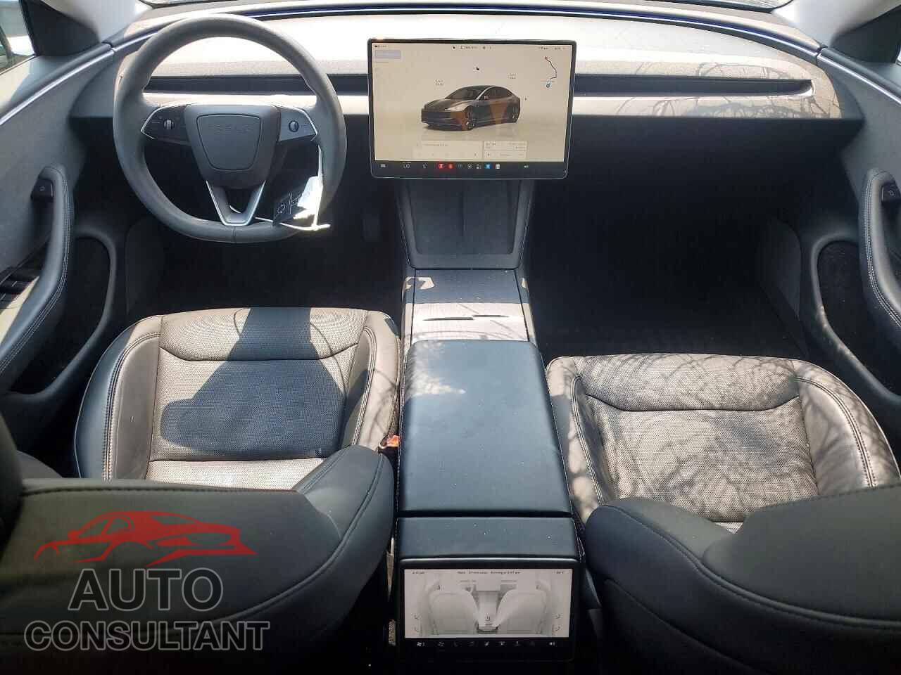 TESLA MODEL 3 2024 - 5YJ3E1EA8RF772511
