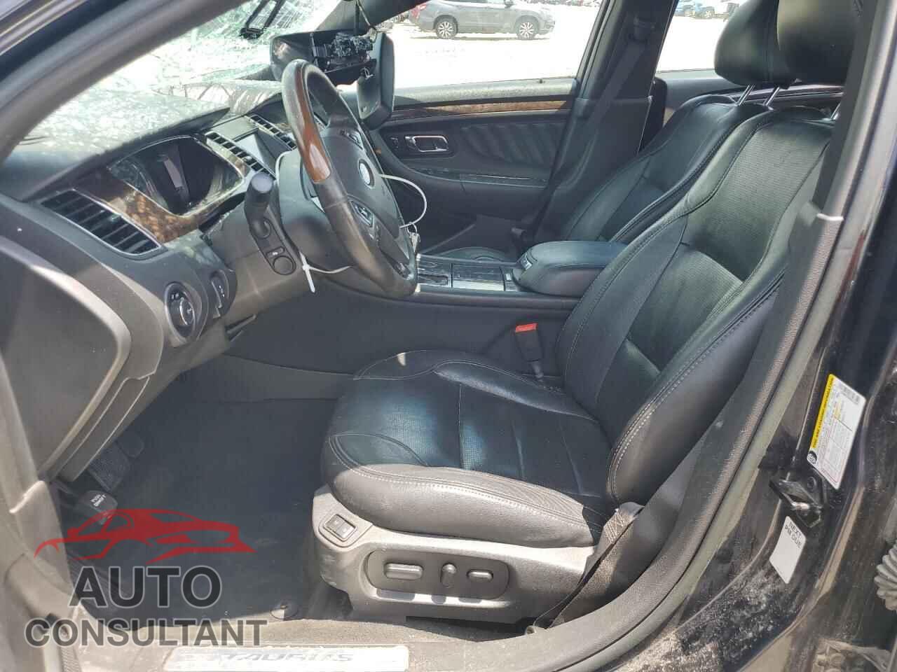 FORD TAURUS 2017 - 1FAHP2F88HG103991