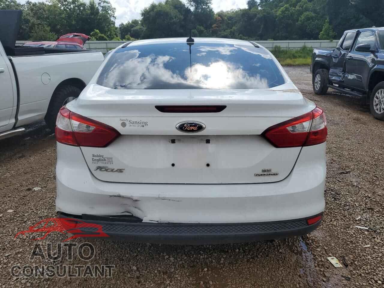 FORD FOCUS 2014 - 1FADP3F2XEL345006