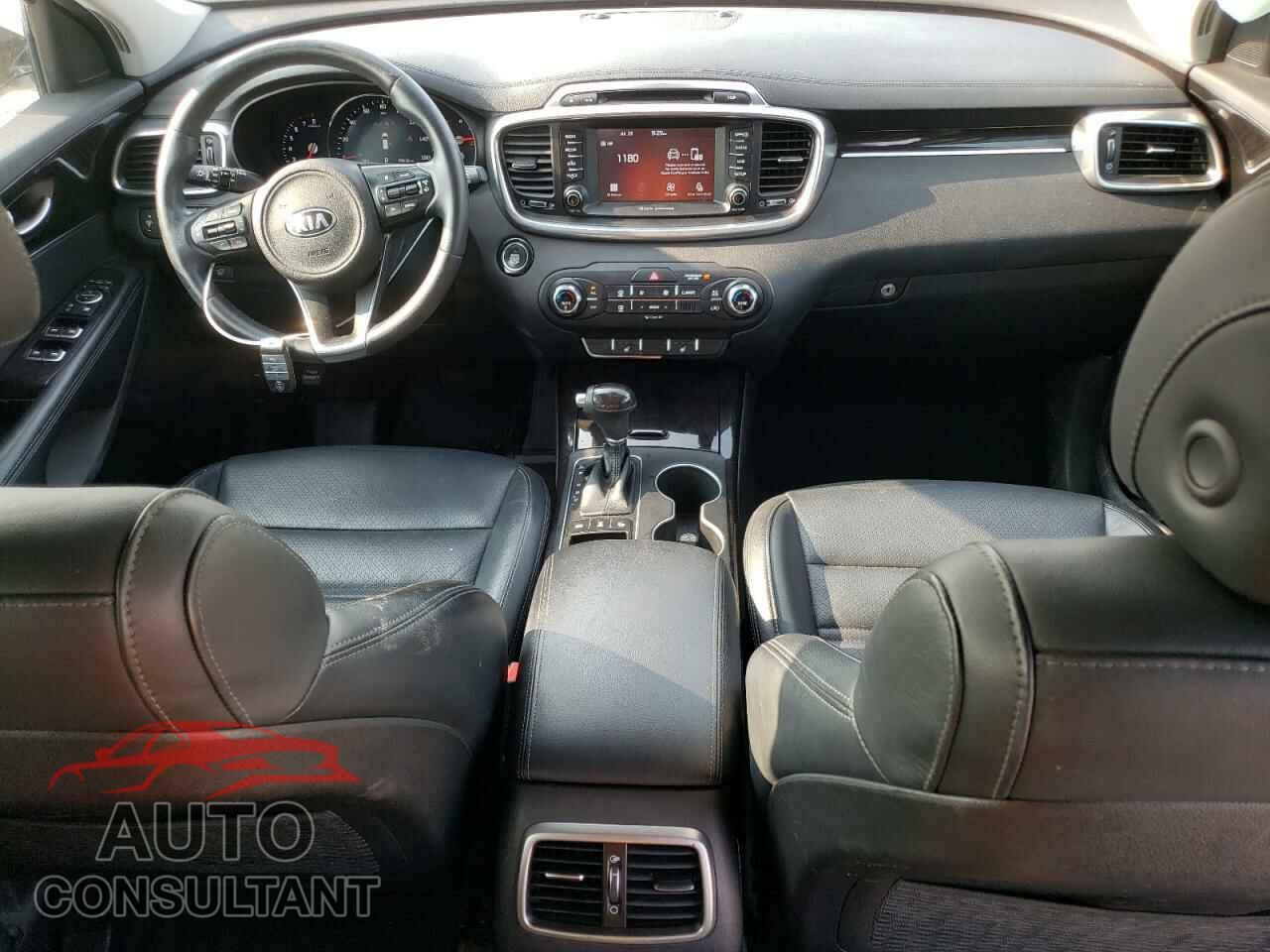 KIA SORENTO 2017 - 5XYPHDA53HG322680