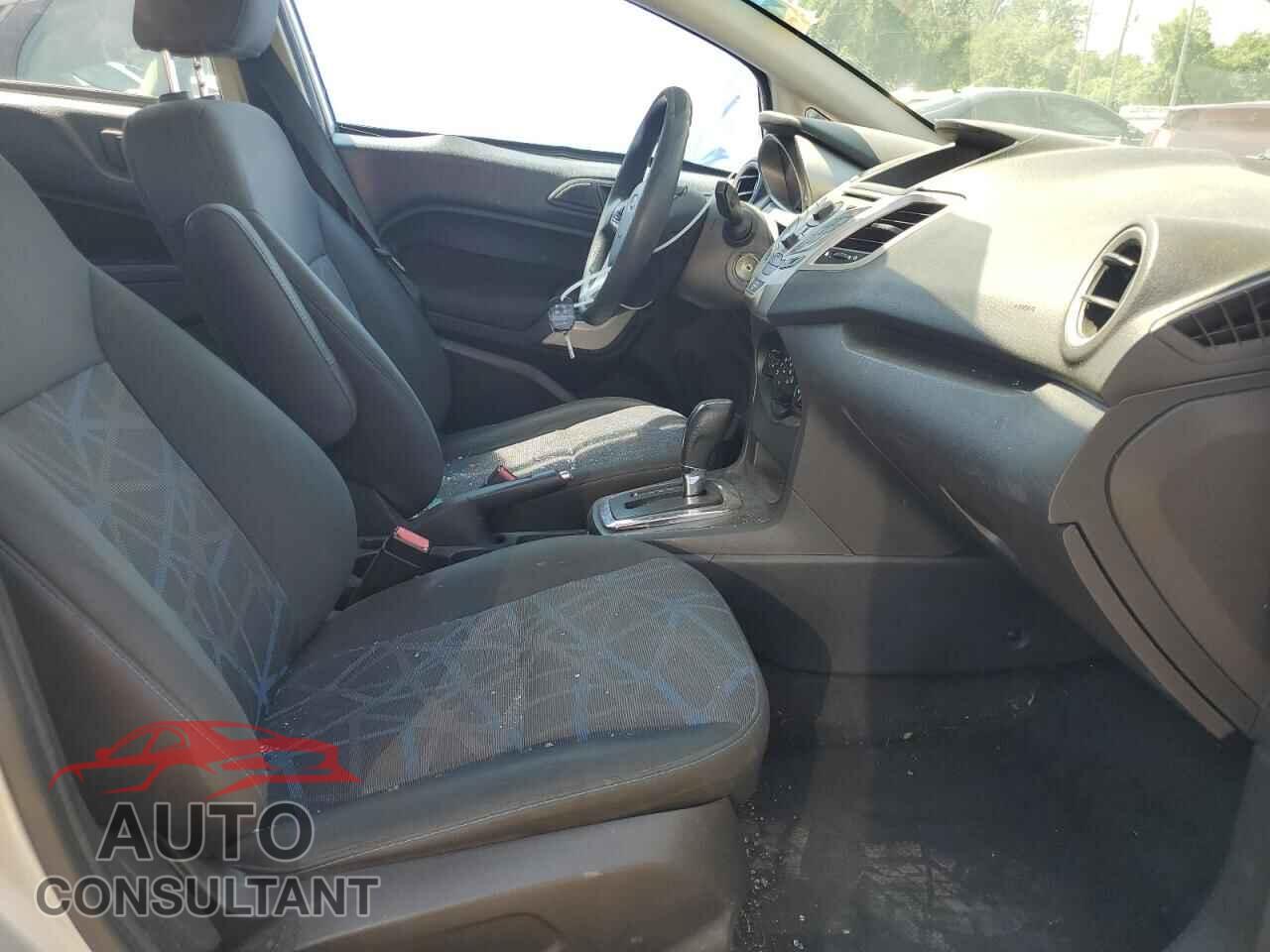 FORD FIESTA 2013 - 3FADP4BJ8DM194425