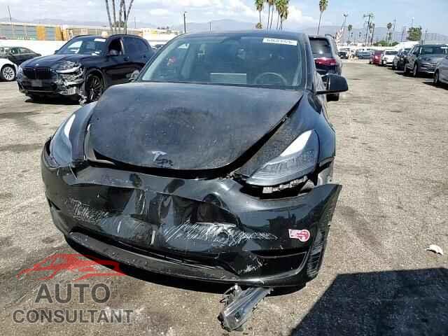 TESLA MODEL Y 2024 - 7SAYGDED3RF057666