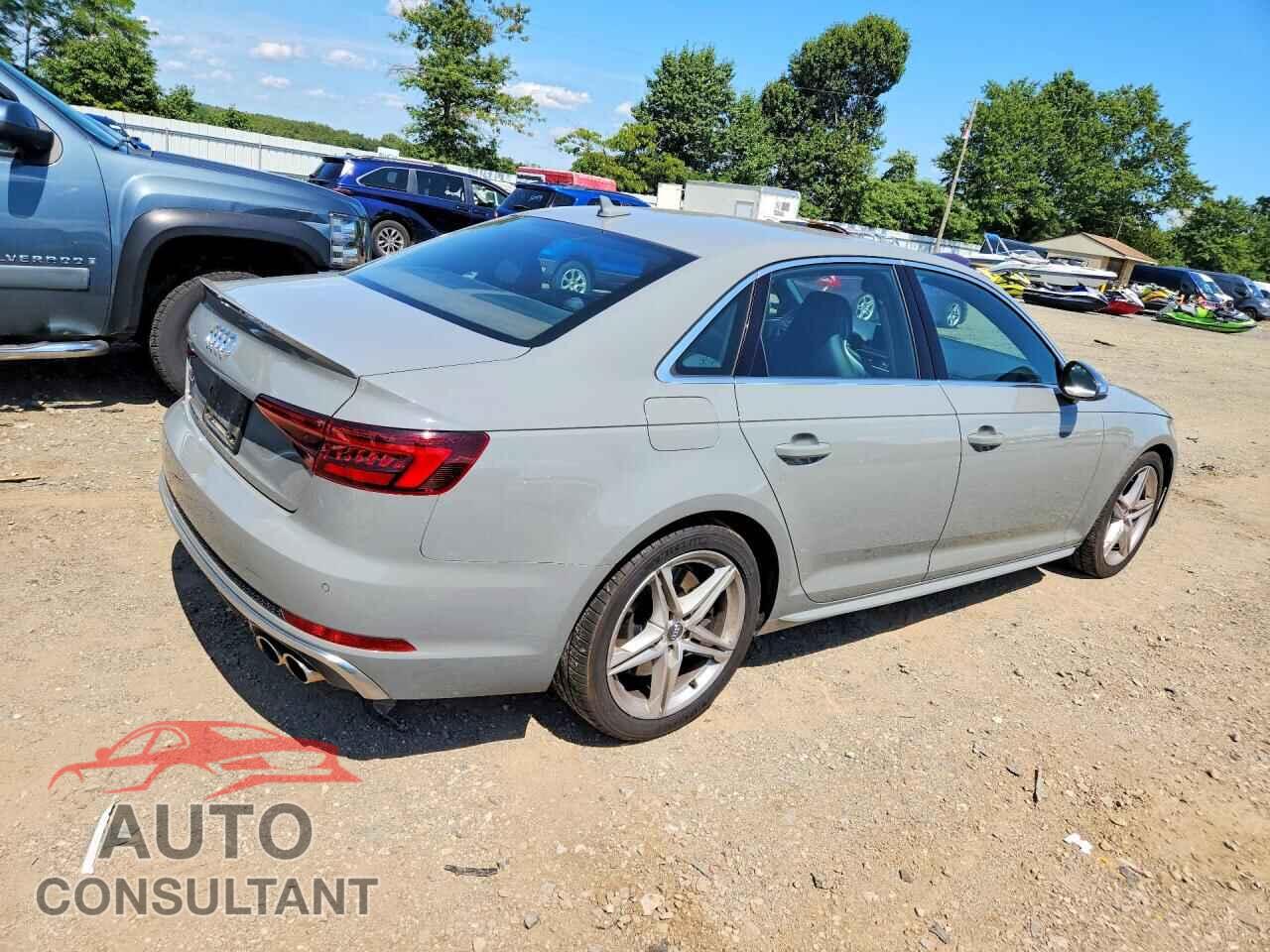 AUDI S4/RS4 2019 - WAUB4AF44KA026043