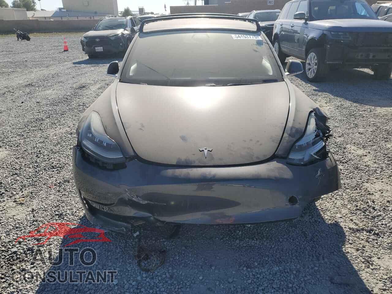 TESLA MODEL 3 2018 - 5YJ3E1EA2JF077624