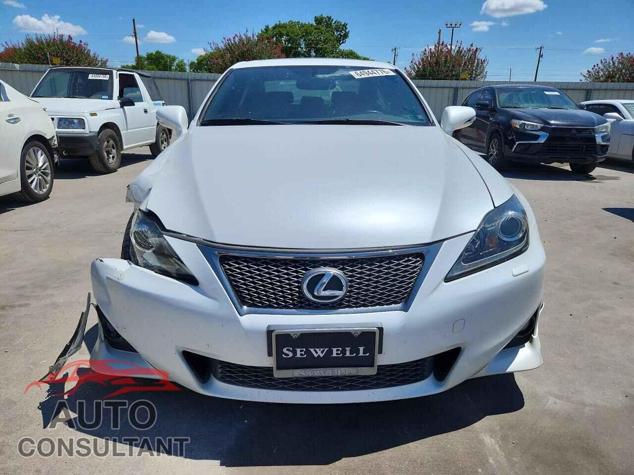 LEXUS IS 2012 - JTHBE5C22C5030756