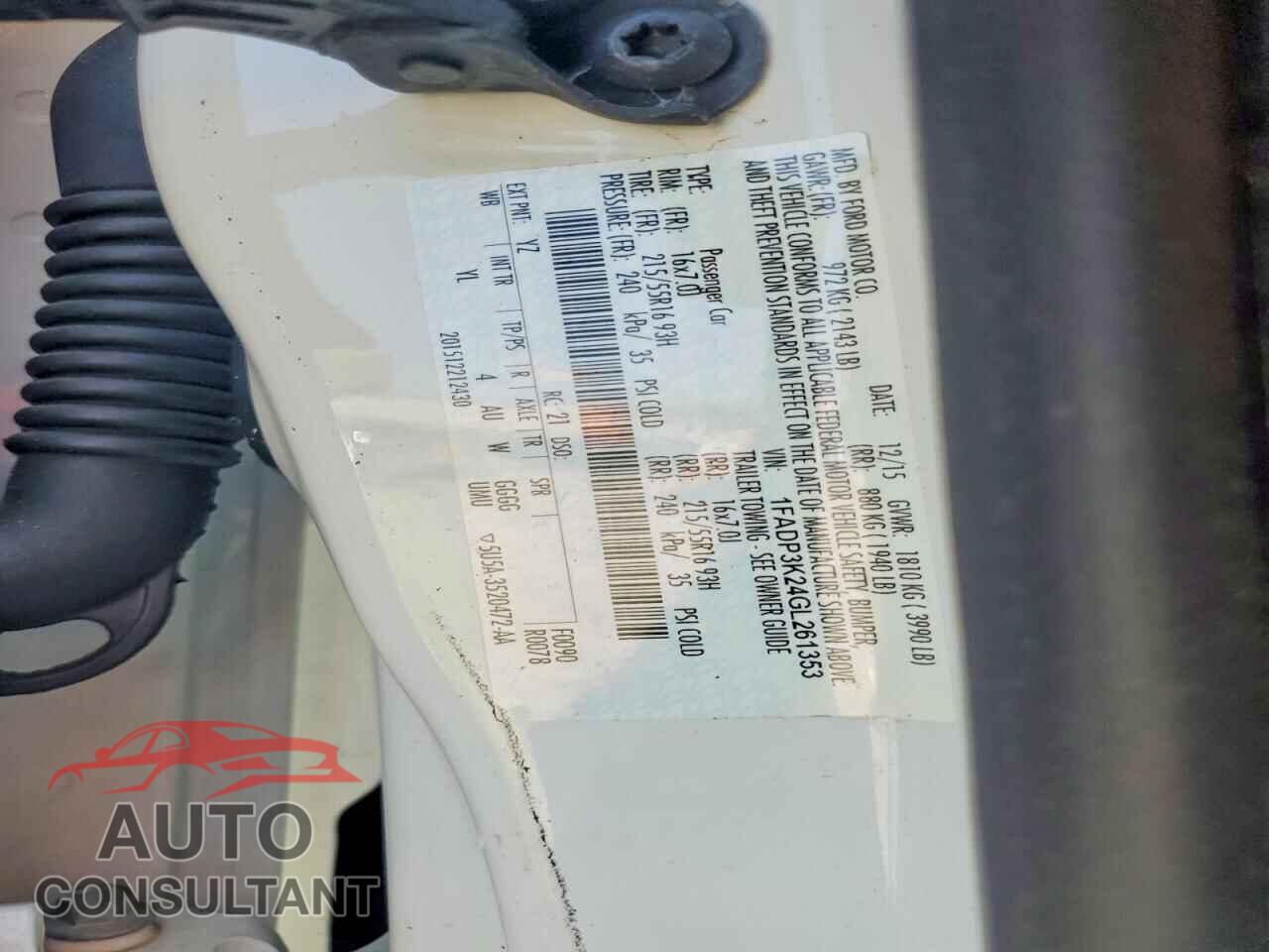 FORD FOCUS 2016 - 1FADP3K24GL261353