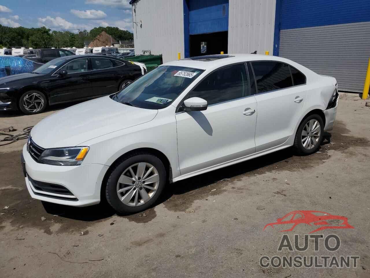 VOLKSWAGEN JETTA 2015 - 3VWD17AJ8FM413351