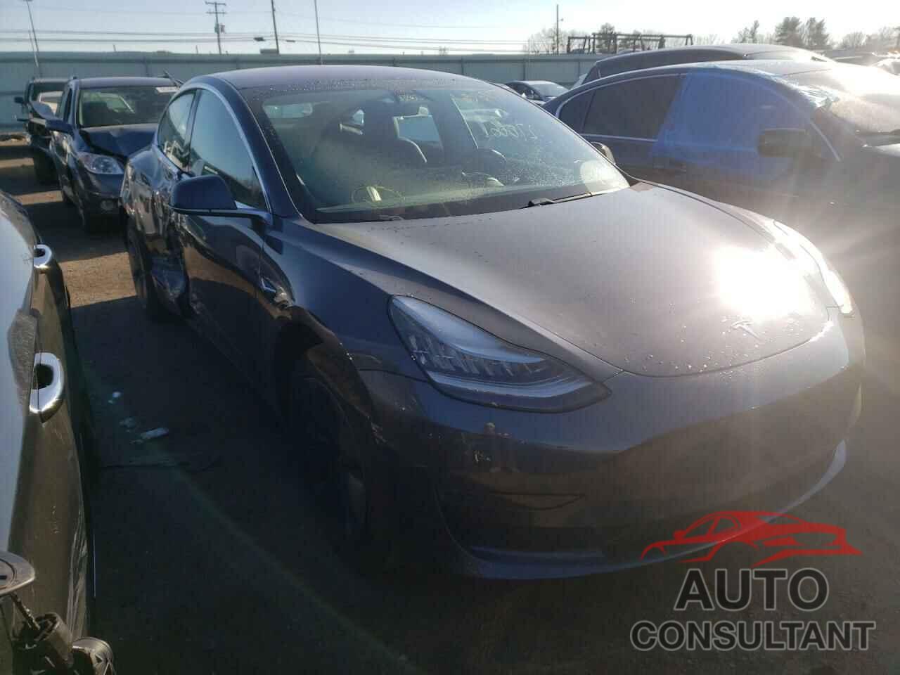 TESLA MODEL 3 2018 - 5YJ3E1EA1JF025854