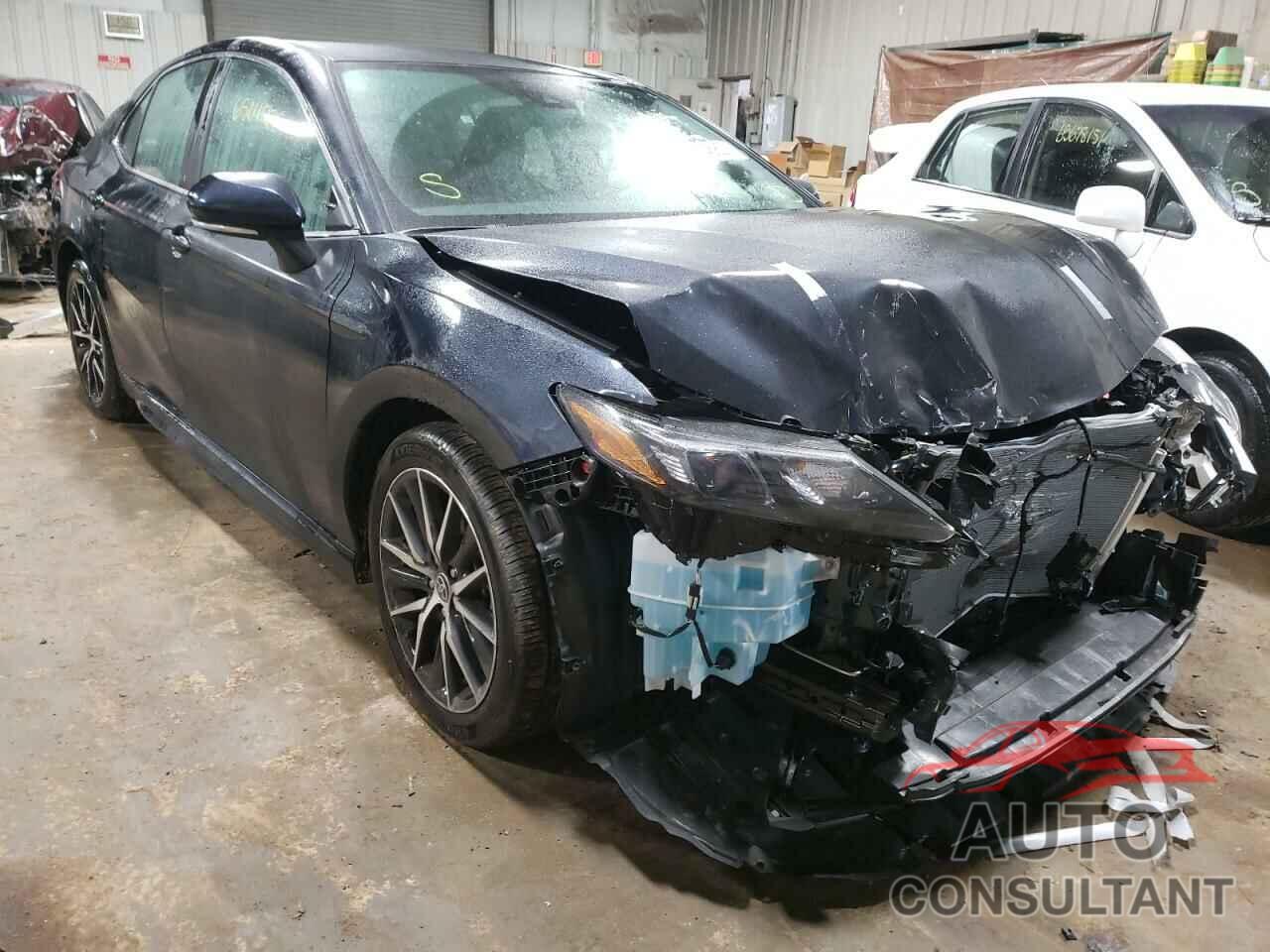 TOYOTA CAMRY 2021 - 4T1G11BKXMU042153