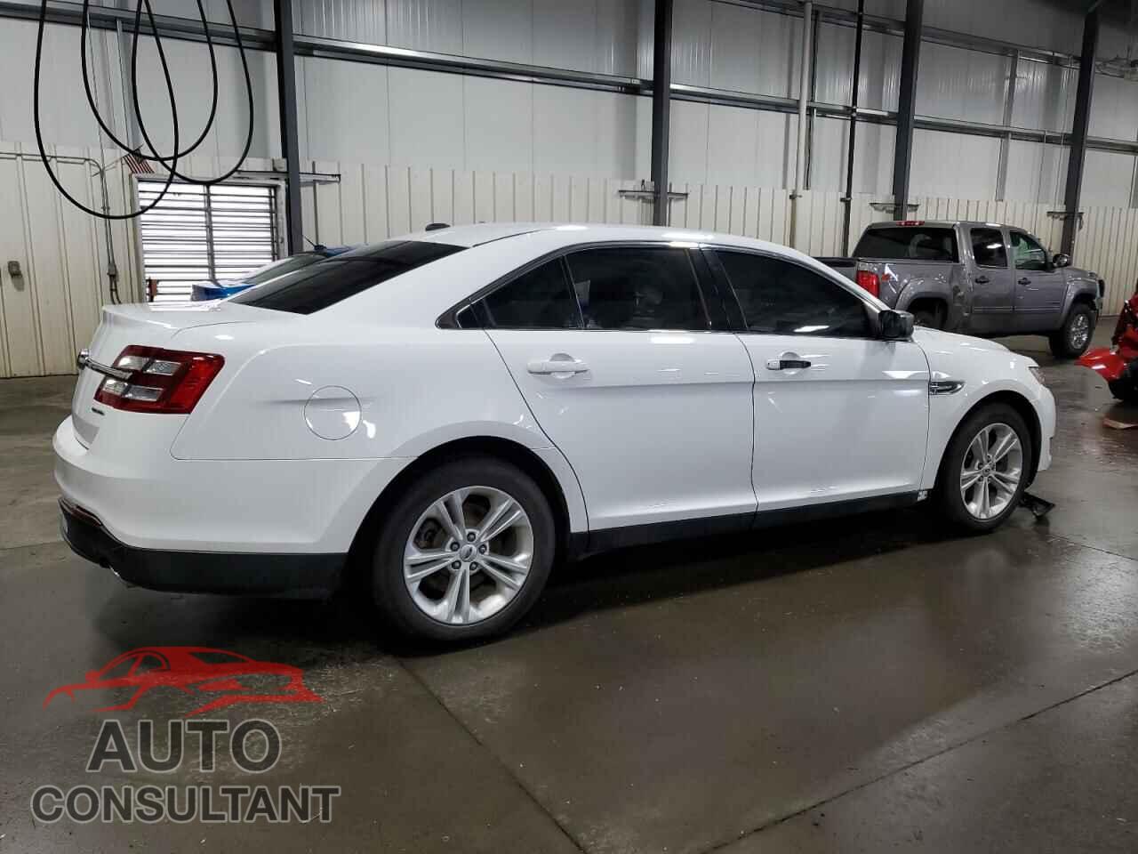 FORD TAURUS 2016 - 1FAHP2D83GG104032