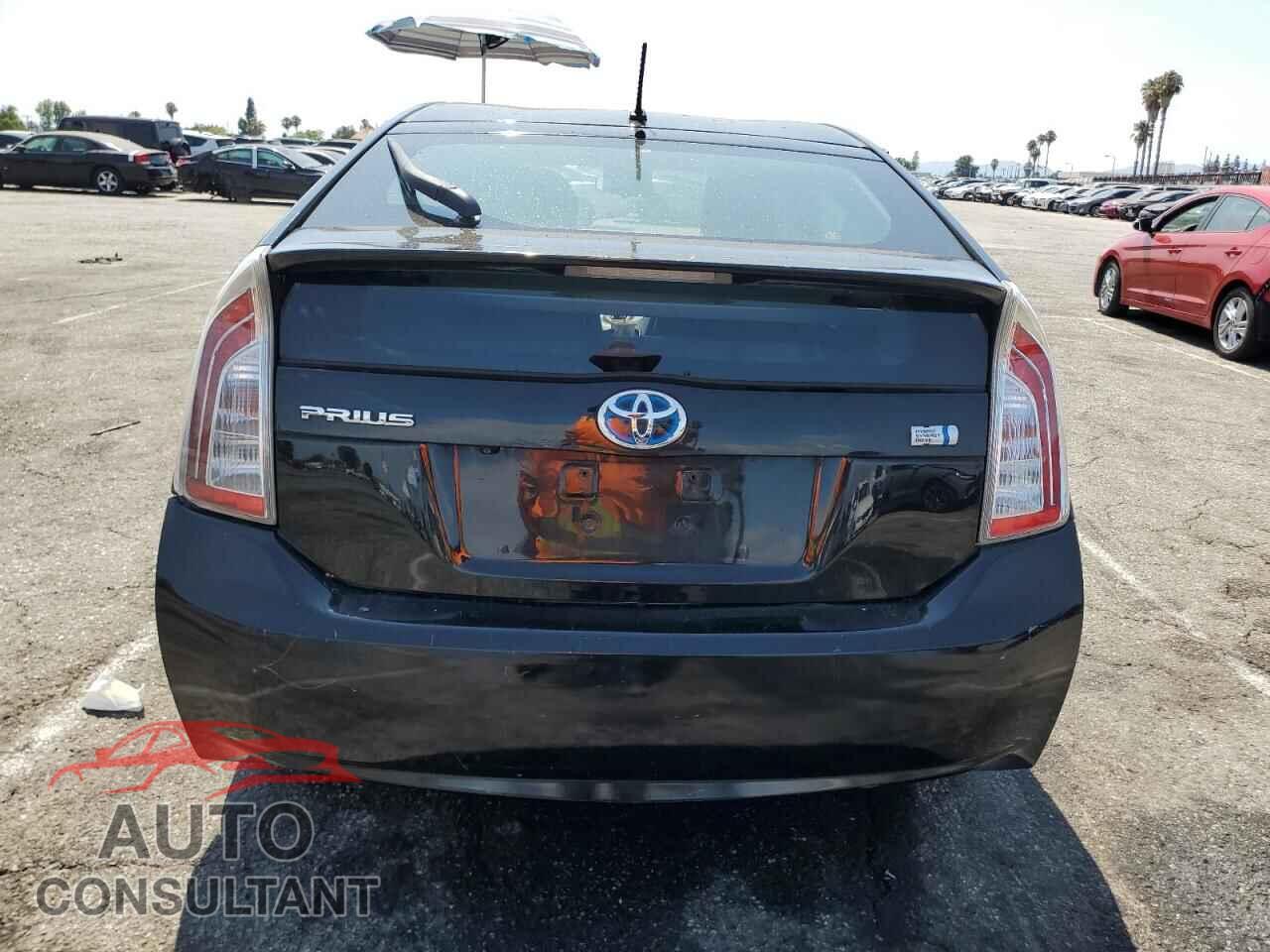 TOYOTA PRIUS 2015 - JTDKN3DU7F1985120