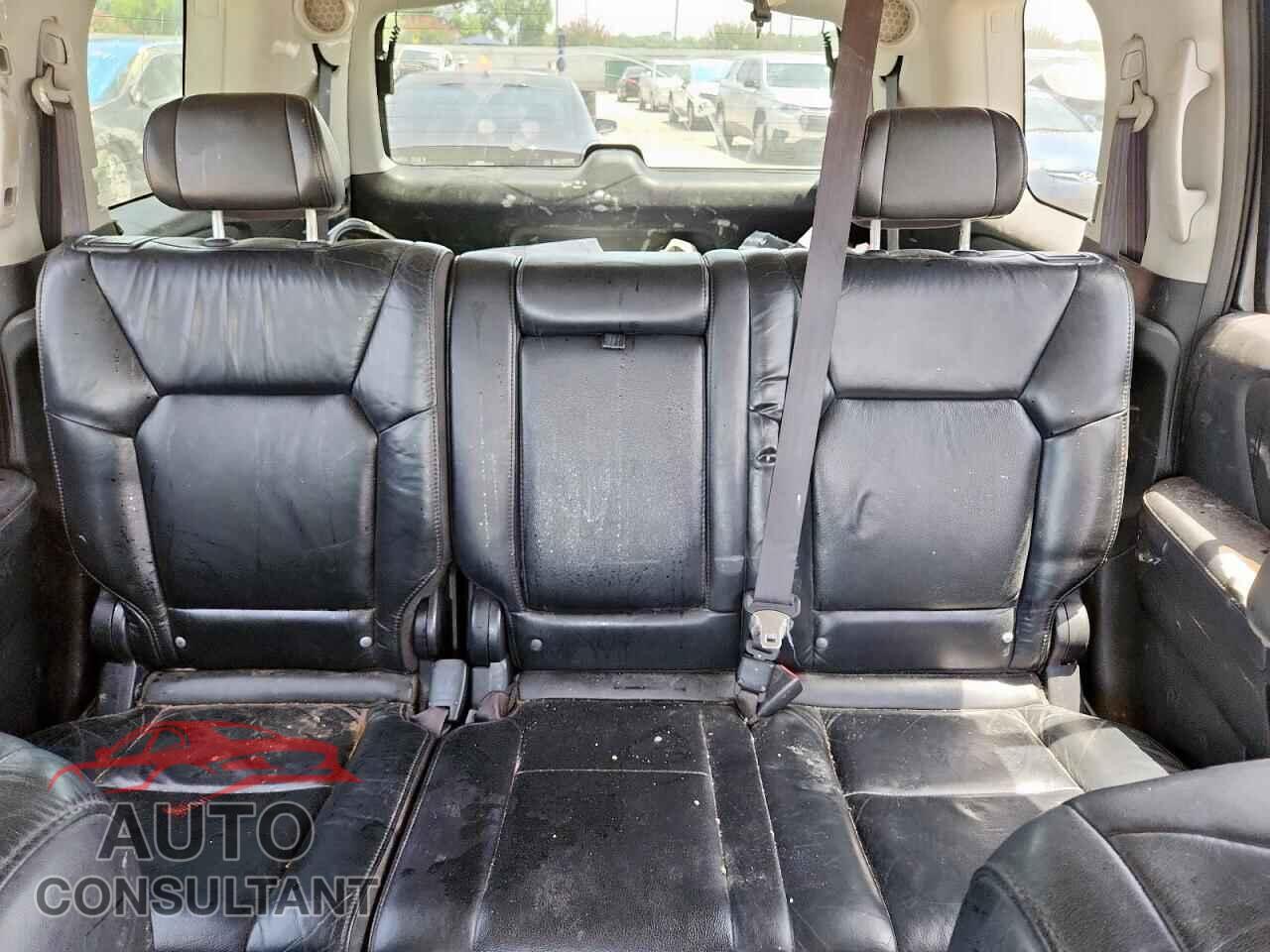 HONDA PILOT 2011 - 5FNYF3H72BB024342
