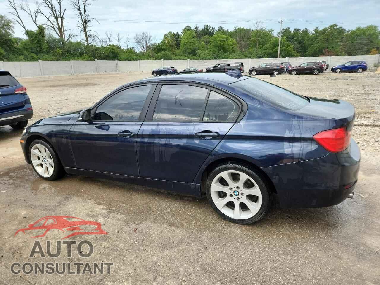 BMW 3 SERIES 2013 - WBA3B3C52DF530826