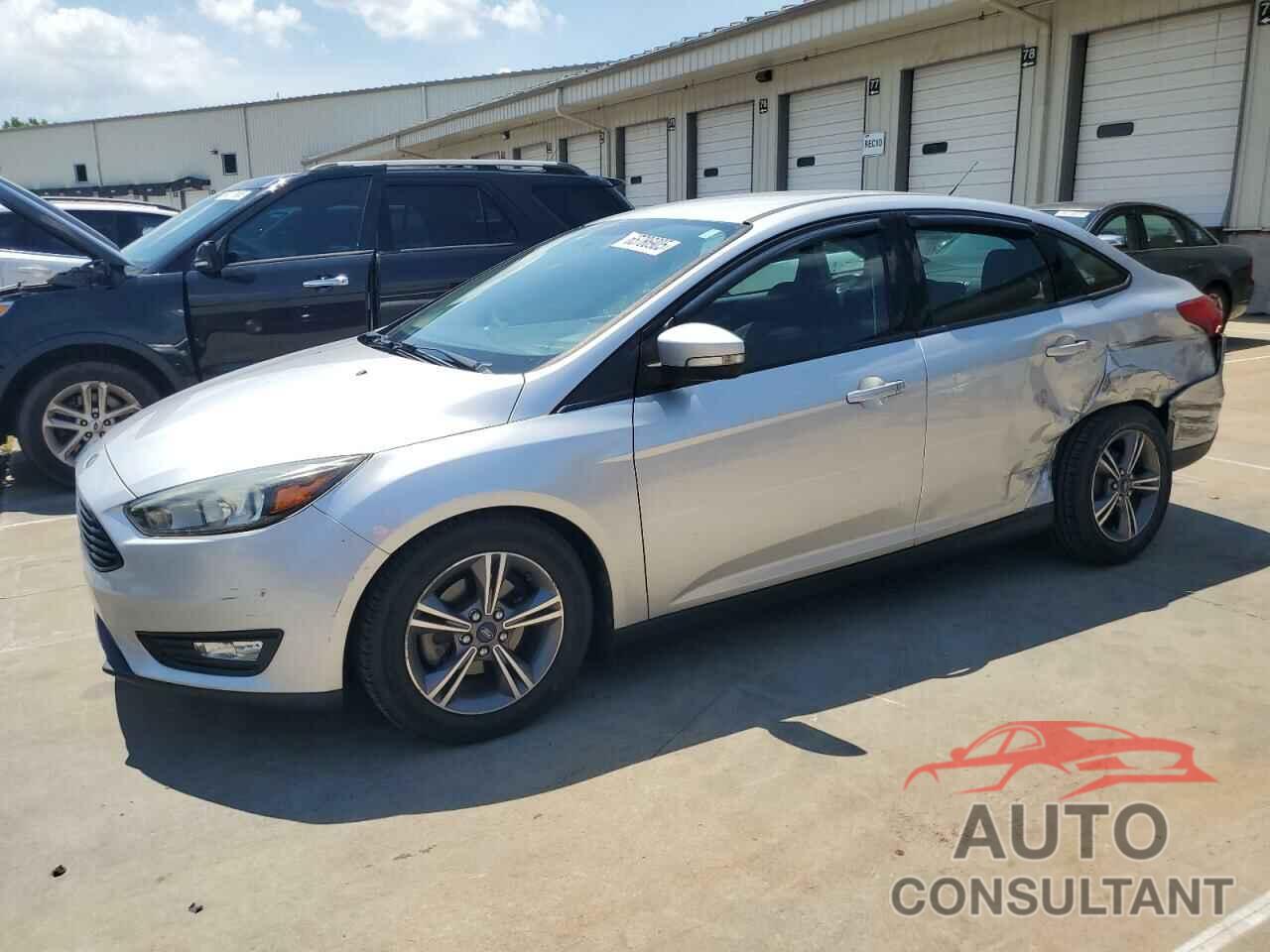 FORD FOCUS 2018 - 1FADP3F22JL286298