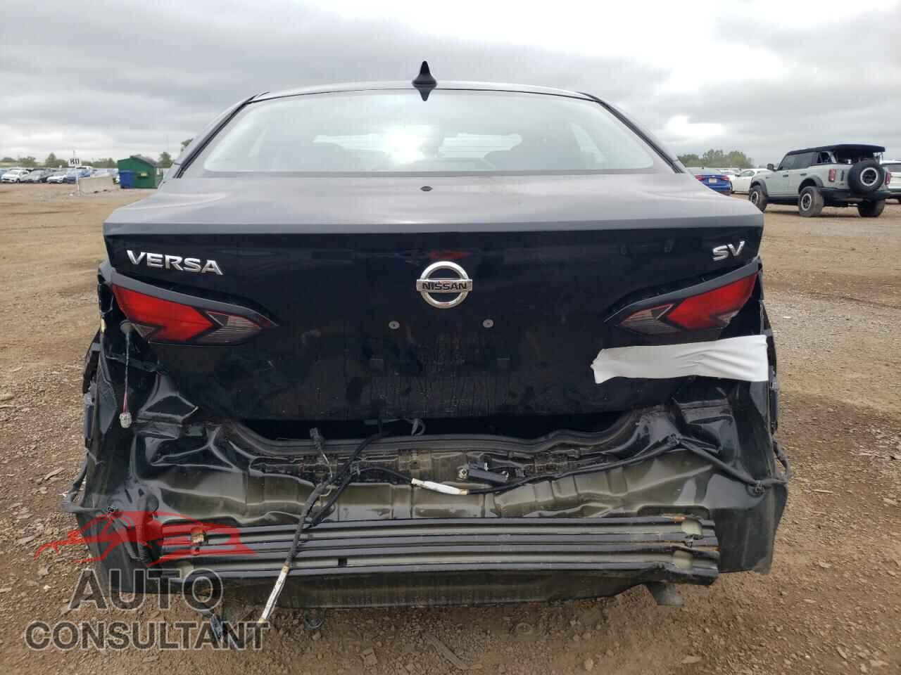 NISSAN VERSA 2021 - 3N1CN8EV4ML924549