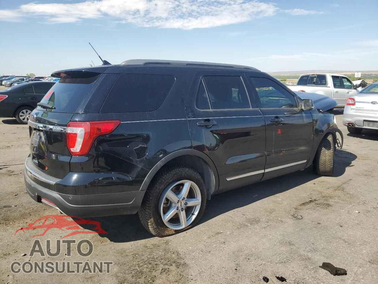 FORD EXPLORER 2018 - 1FM5K7D81JGB17857