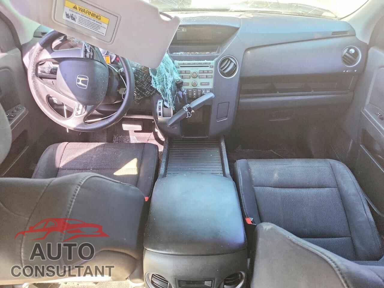 HONDA PILOT 2011 - 5FNYF4H45BB005506