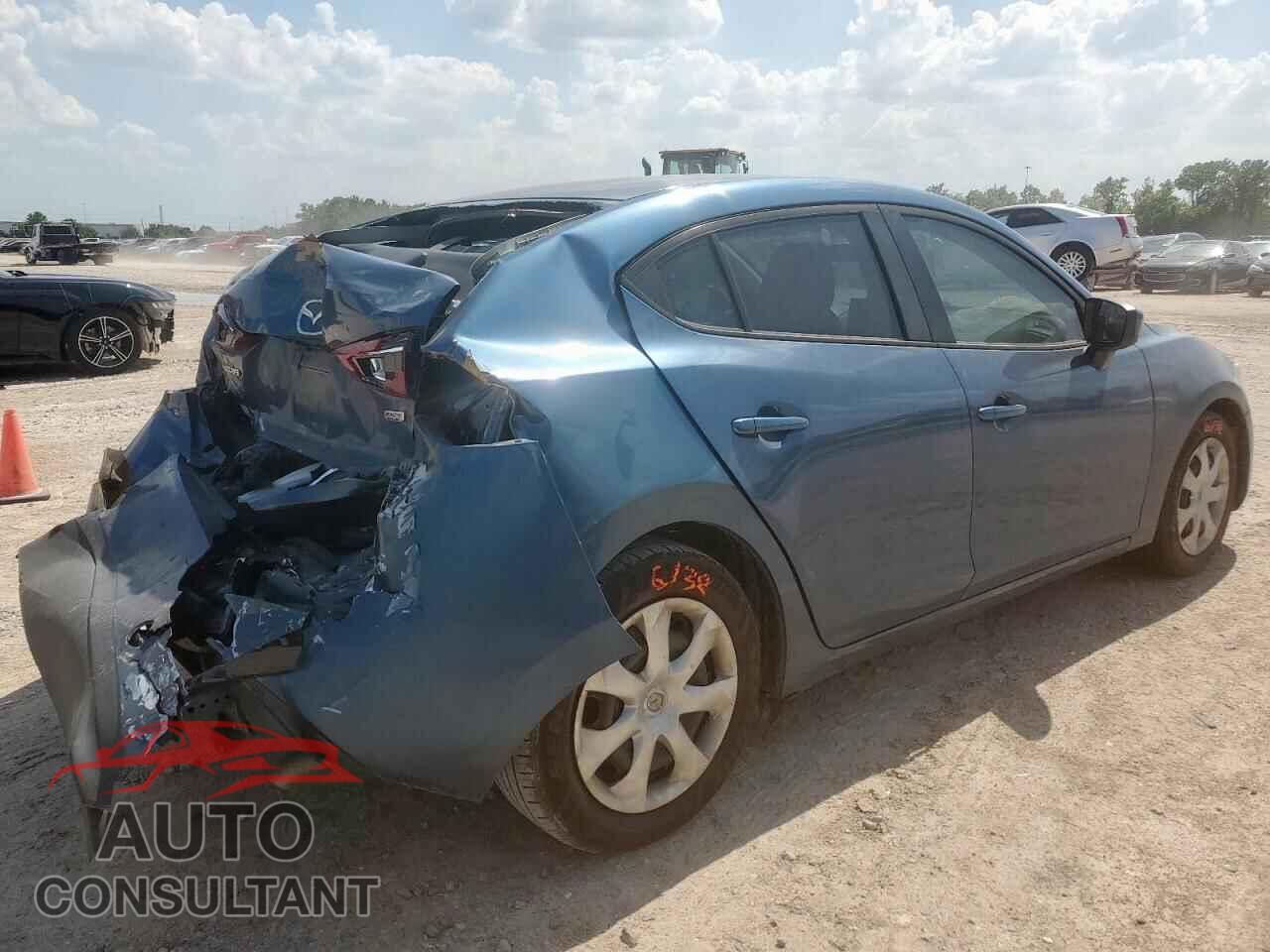 MAZDA 3 2017 - 3MZBN1U71HM113016