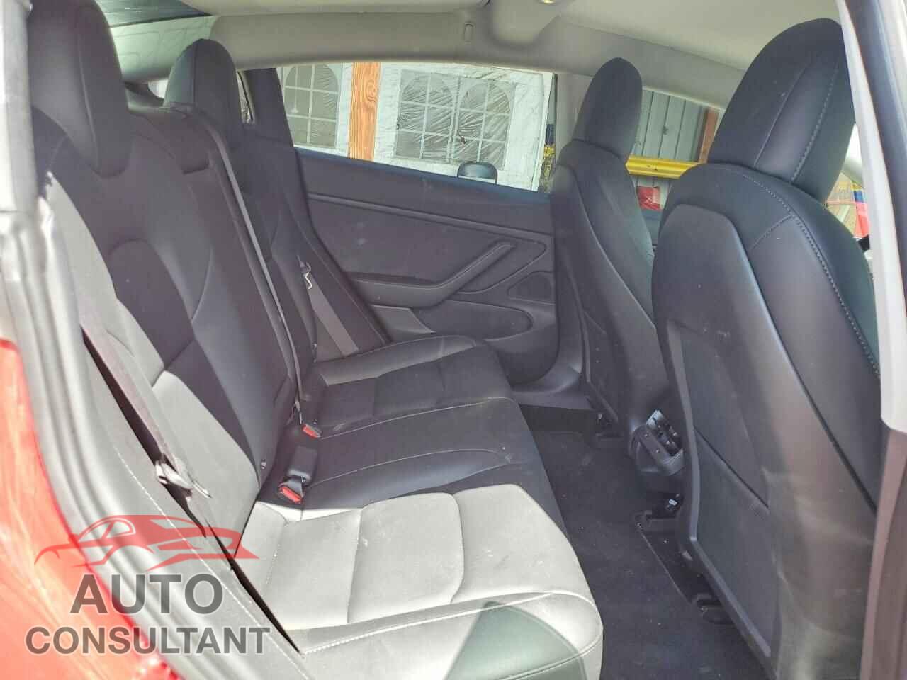 TESLA MODEL 3 2018 - 5YJ3E1EB6JF083578