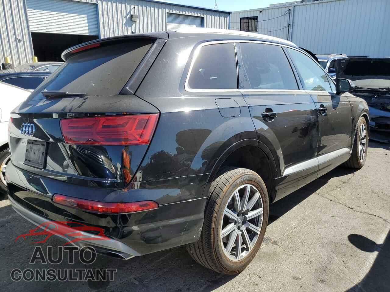 AUDI Q7 2019 - WA1LAAF79KD013498