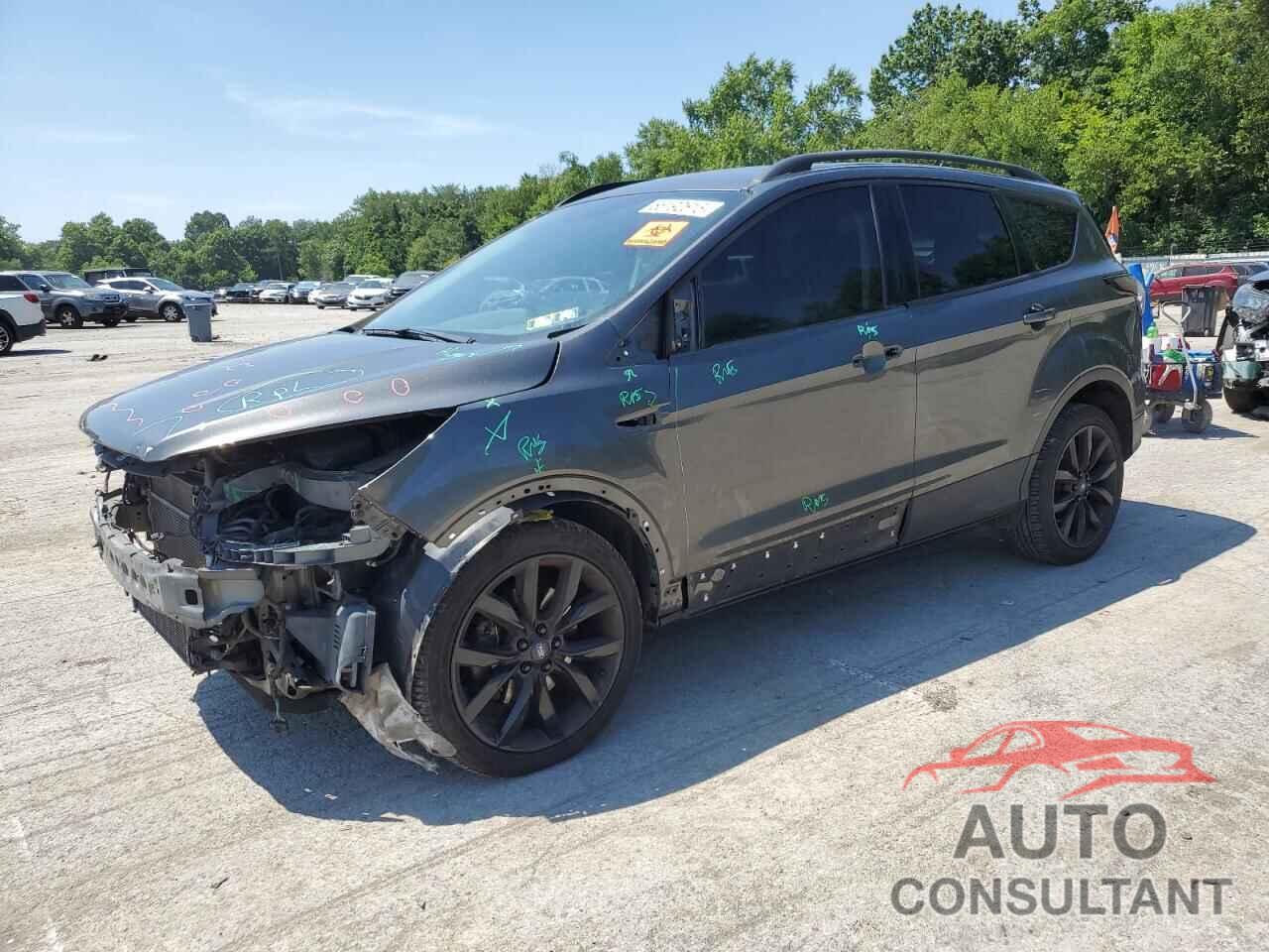 FORD ESCAPE 2017 - 1FMCU9GD3HUE89377